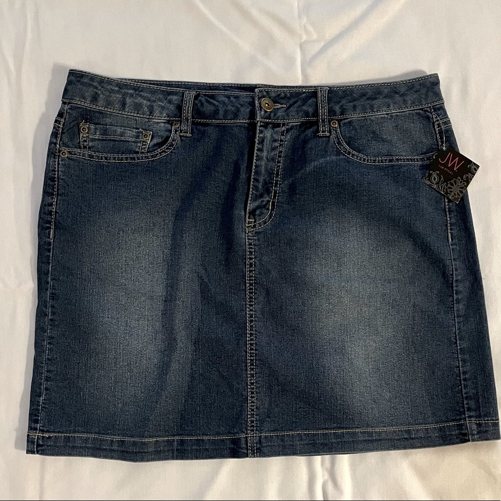 New With Tags Jean Skirt sz 12